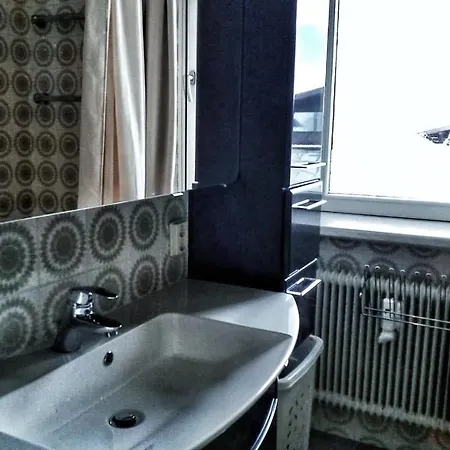 Moni Xxl 66m2 카프룬