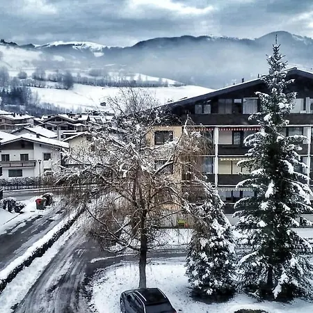 Moni Xxl 66m2 아파트