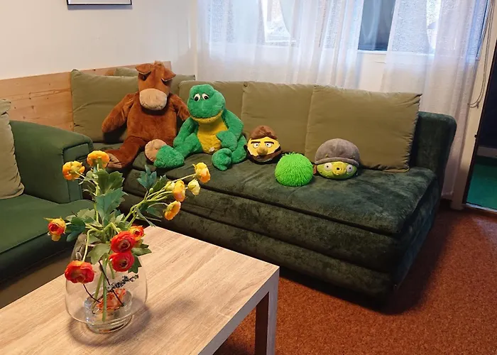 Moni Xxl 66m2 * Капрун